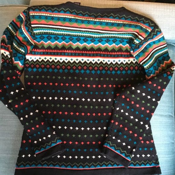 GAP ski sweater from way way back in the day! - Picture 4 of 4